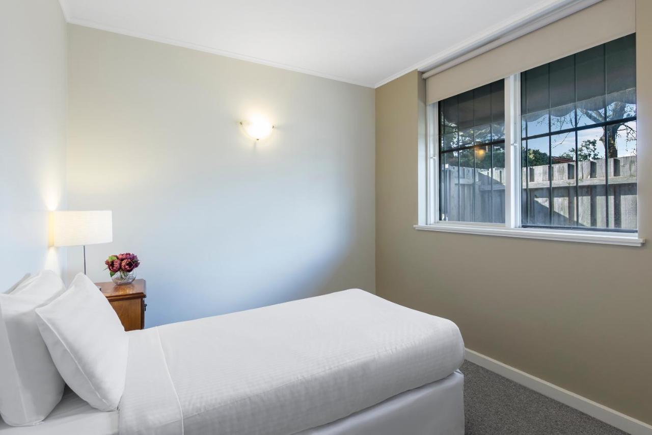 Dorset Gardens Hotel Croydon Bagian luar foto