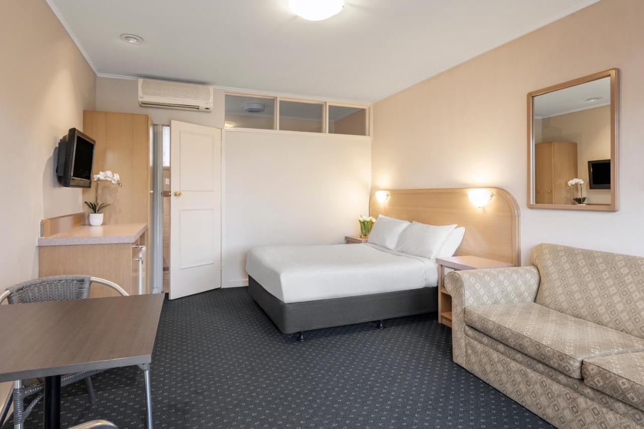 Dorset Gardens Hotel Croydon Bagian luar foto